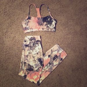 Fabletics Small Printed Sportsbra and Leggings
